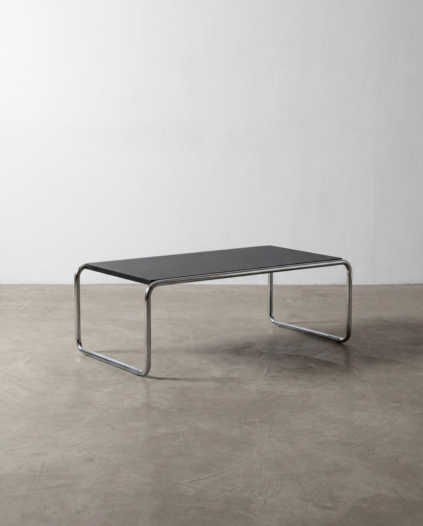 Table basse Laccio -  Marcel Breuer, édition Gavina ou Knoll