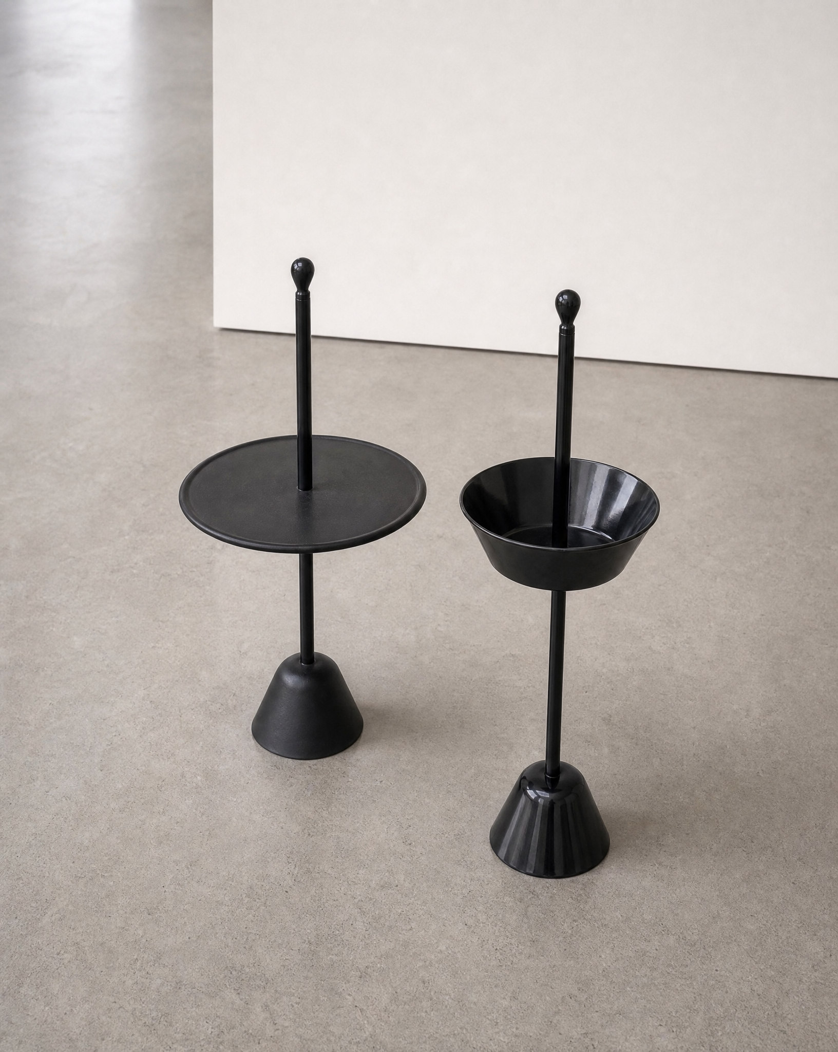 Table d'appoint et porte-revues Servomutto Achile Castiglioni