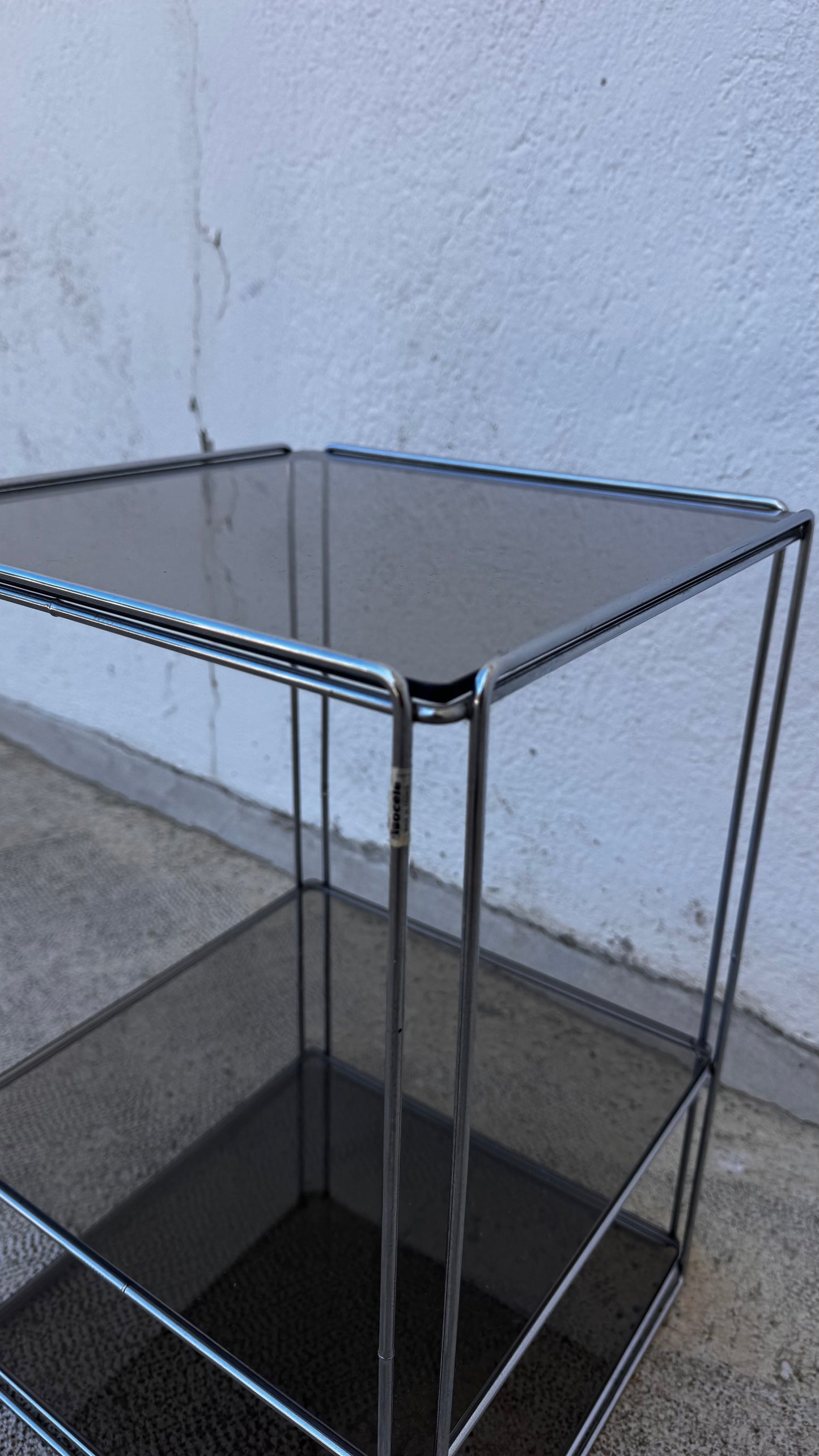 Table d'appoint « Isocèle » par Max Sauze (1933), circa 1970