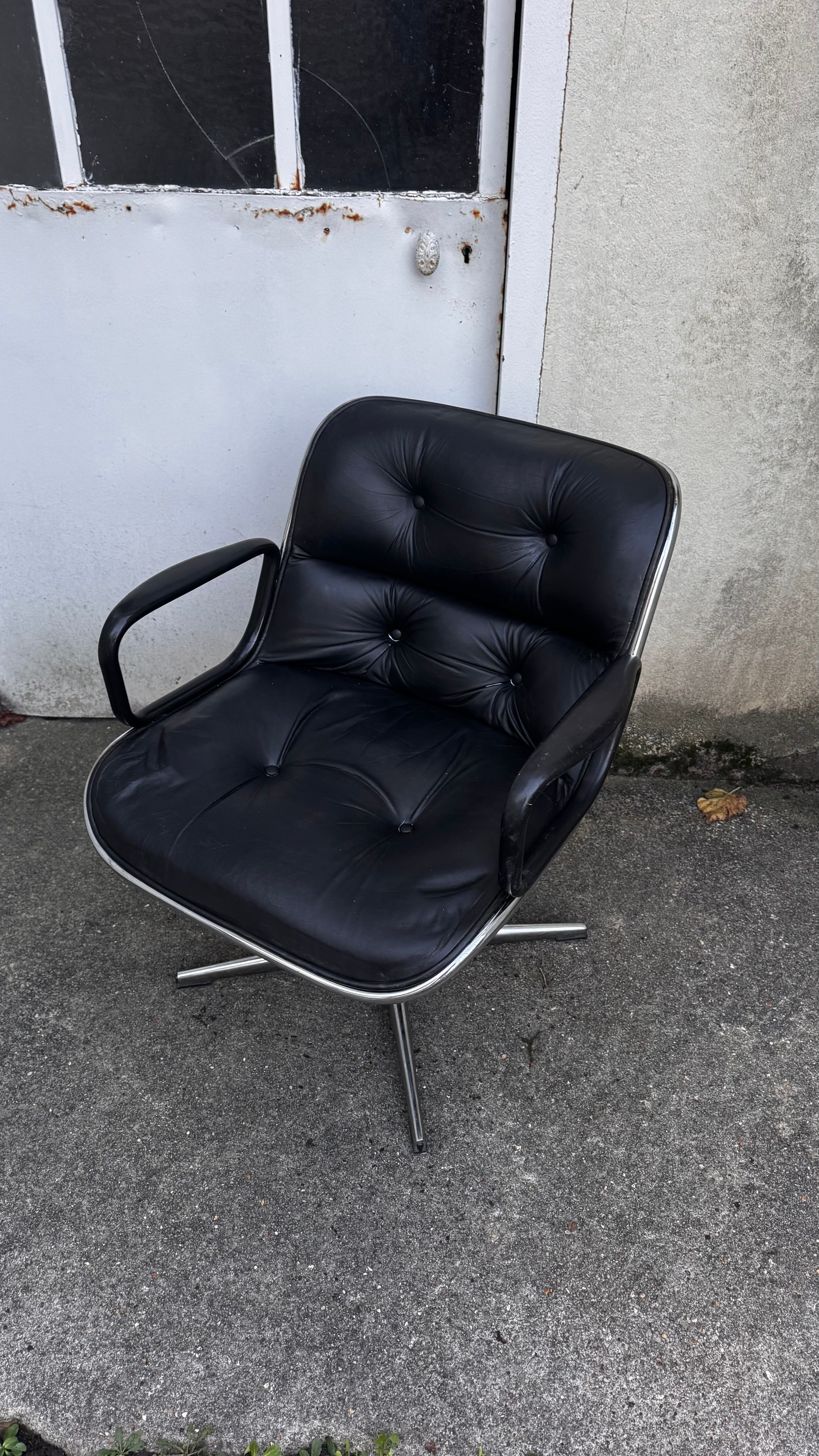 Executive Chair -  Charles Pollock - Edition Knoll