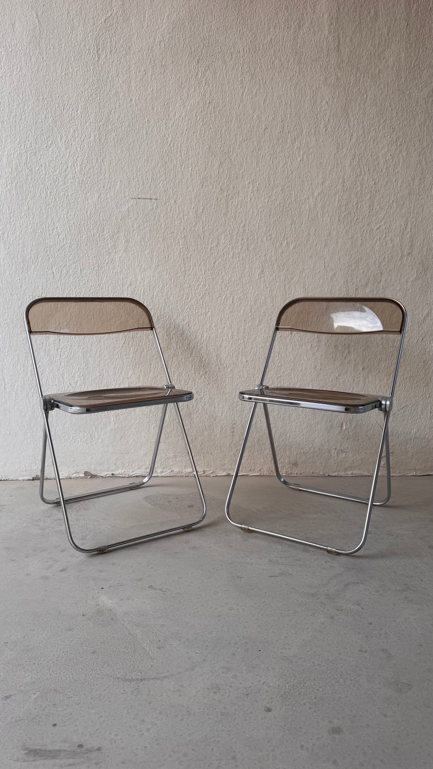 Paire de chaise pliante "Plia" par Giancarlo Piretti