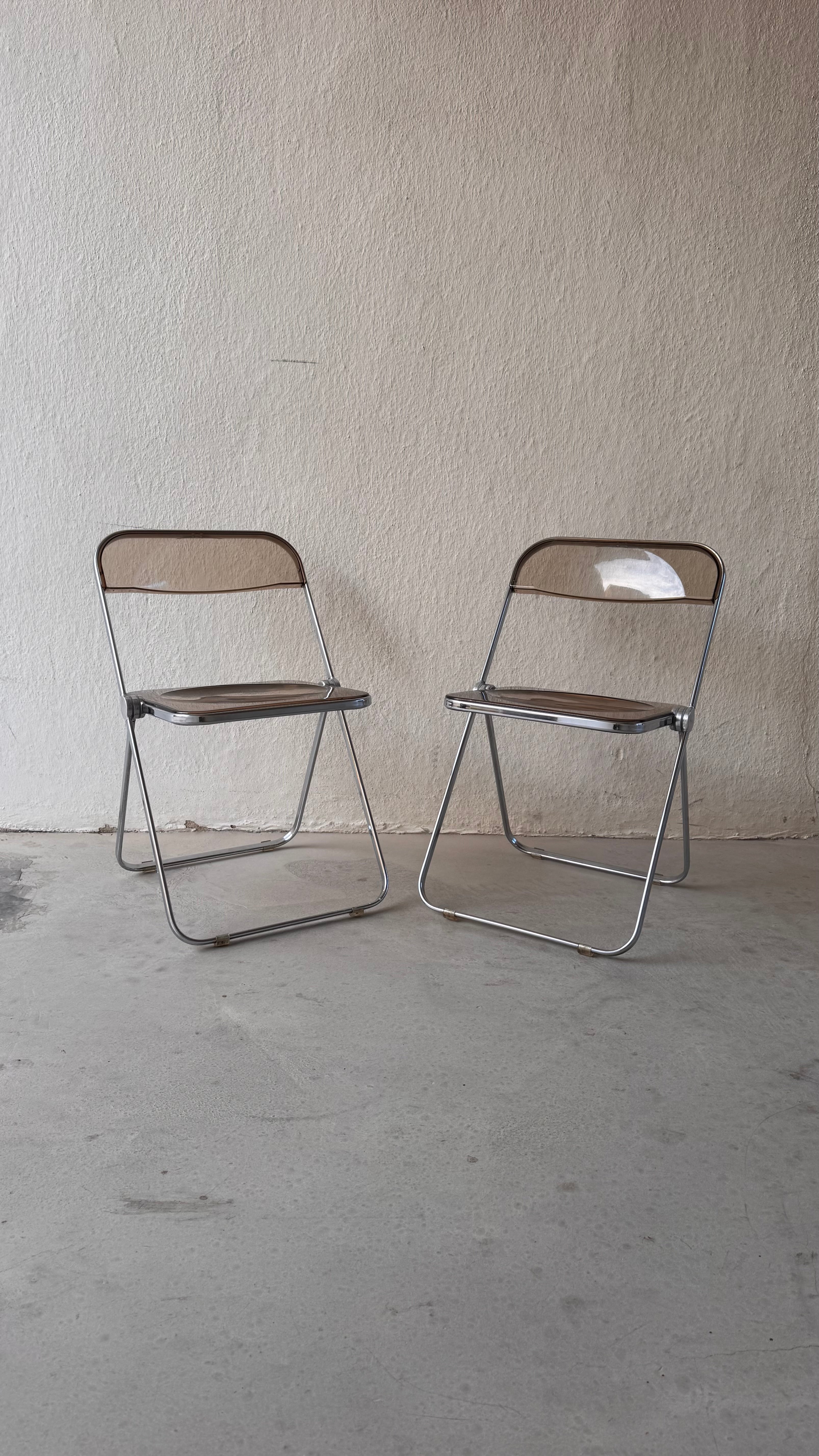 Paire de chaise pliante "Plia" par Giancarlo Piretti