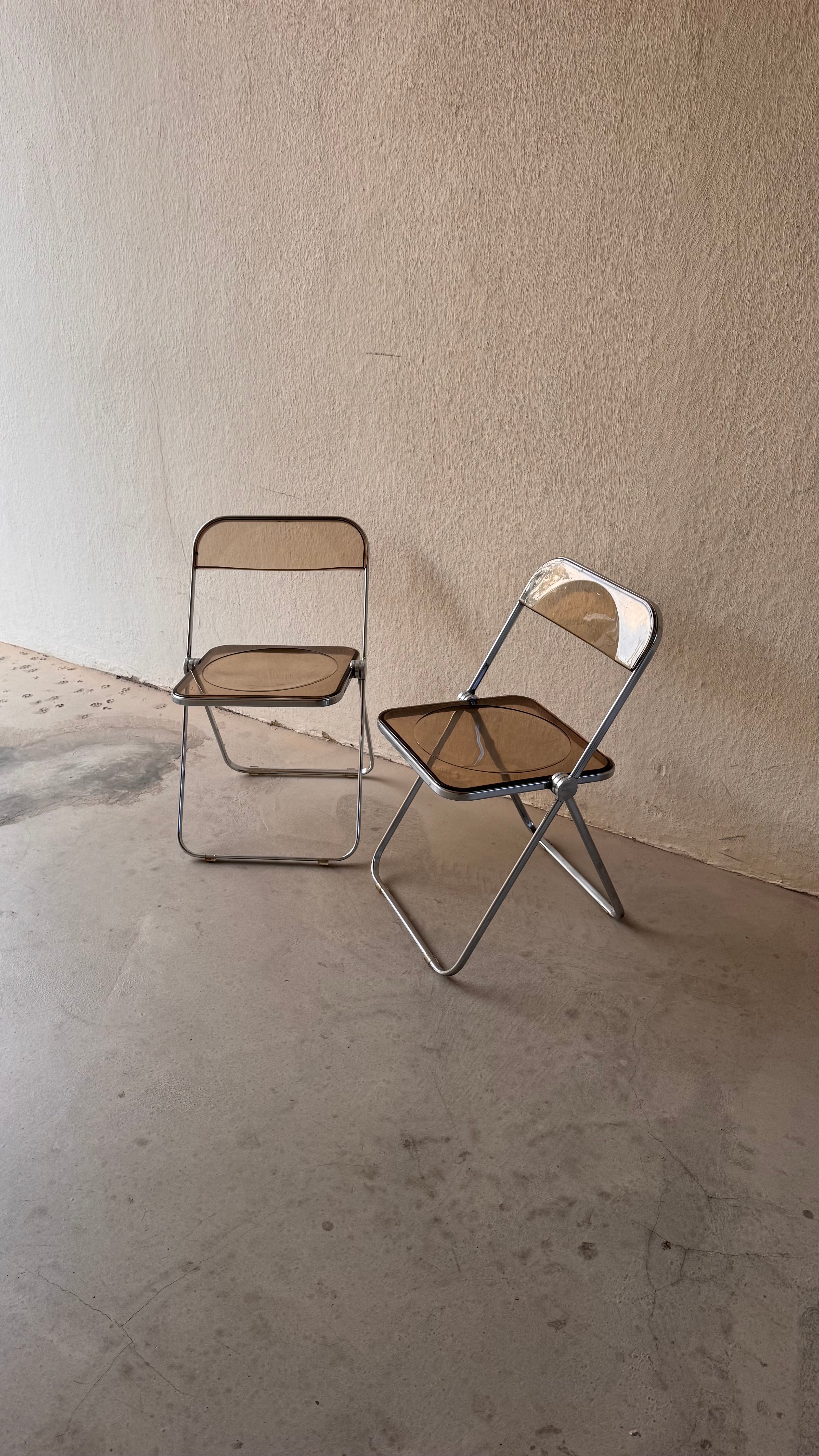 Paire de chaise pliante "Plia" par Giancarlo Piretti